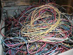 ���»���