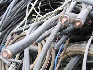 ���»���